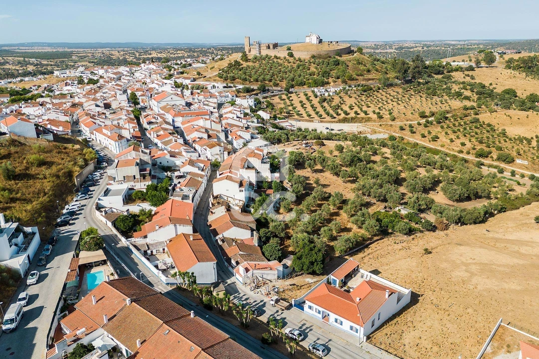 Moradia T1 para Venda em Arraiolos Foto 38