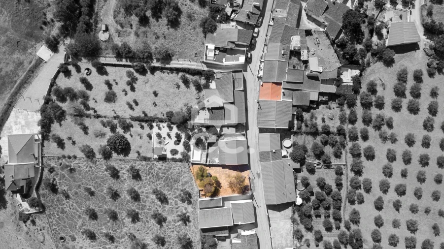 Moradia T2 para Venda em Corval Foto 1