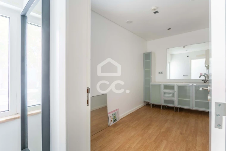 Negócio para Venda em Rio de Mouro Foto 10