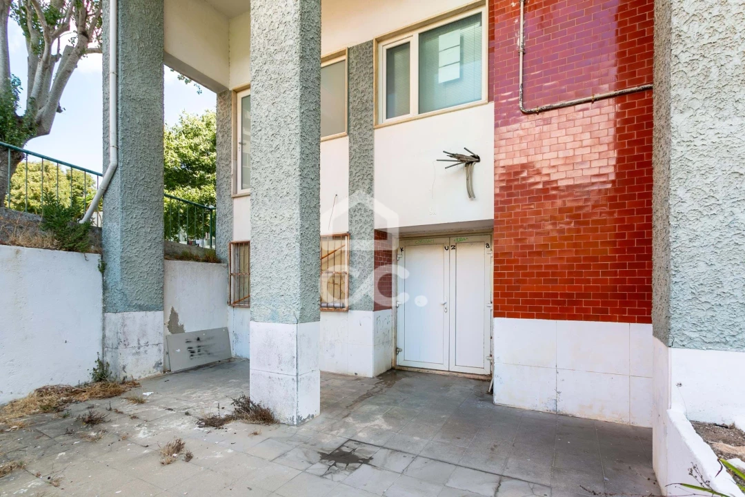 Negócio para Venda em Rio de Mouro Foto 14