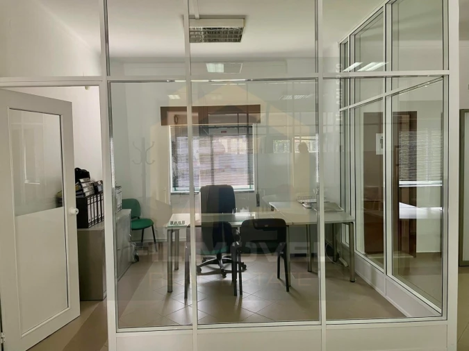 Escritório para Arrendamento em Marvila, Ribeira Santarém, São Salvador, São Nicolau