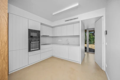 Moradia T4 para Venda em Quarteira