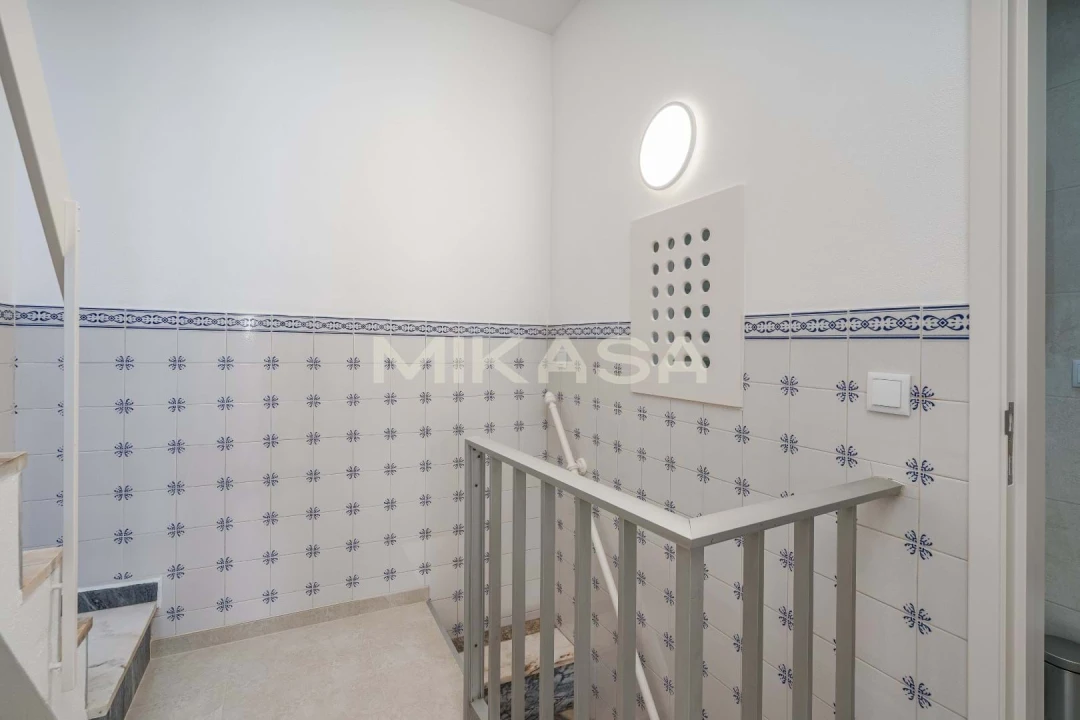 Moradia T1 para Arrendamento em Lagos (São Sebastião e Santa Maria) Foto 12