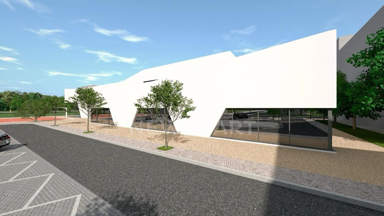 Terreno Comércio / Armazém para Venda em Quelfes Foto 2