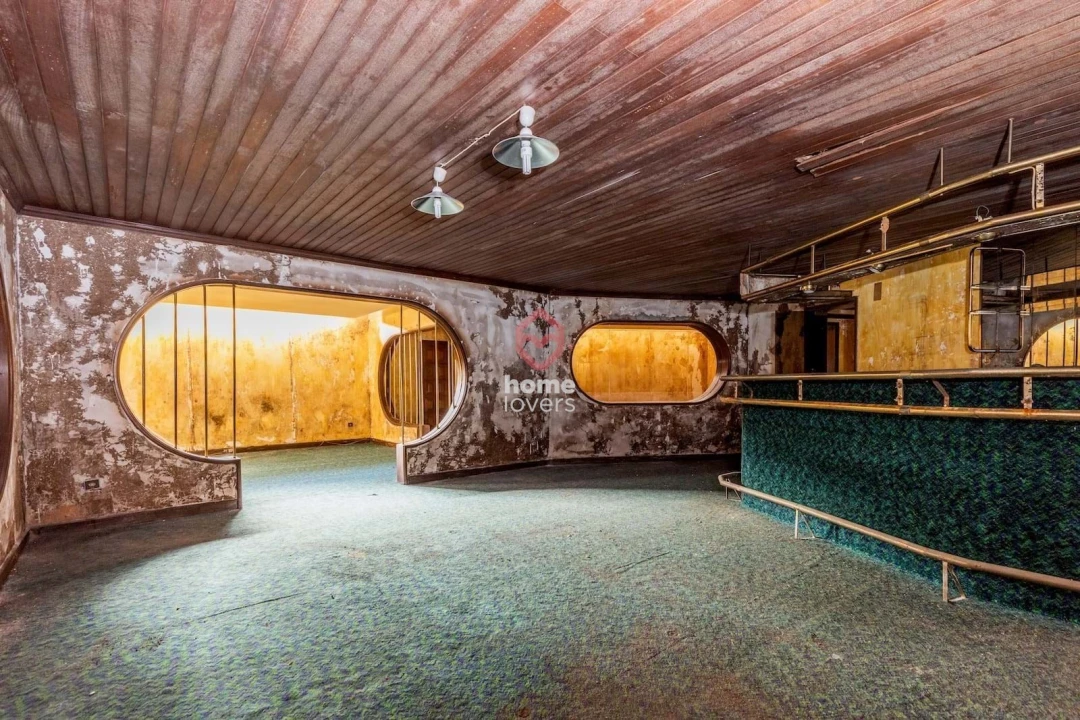 Moradia T6 para Venda em Carcavelos e Parede Foto 22