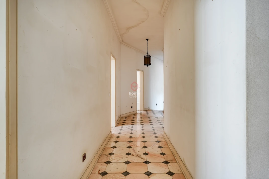 Moradia T6 para Venda em Carcavelos e Parede Foto 15