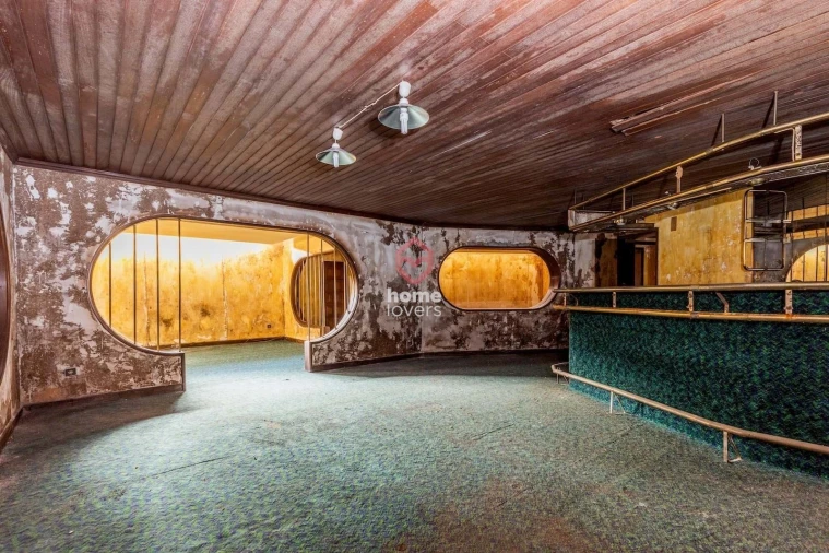 Moradia T6 para Venda em Carcavelos e Parede Foto 22