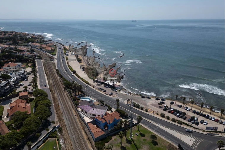 Moradia T6 para Venda em Carcavelos e Parede Foto 3