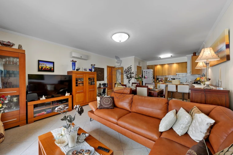 Apartamento T2 para Venda em Portimão Foto 16