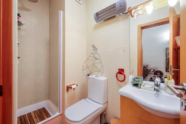 Apartamento T2 para Venda em Portimão Foto 22