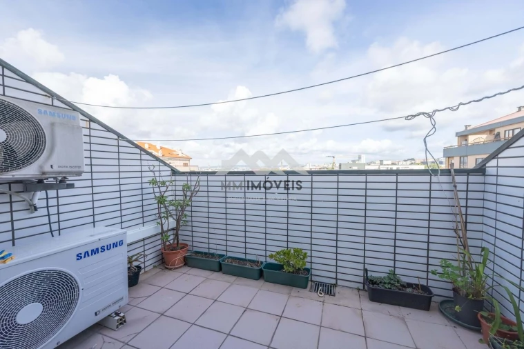 Apartamento T3 para Venda em Santa Marinha Foto 11