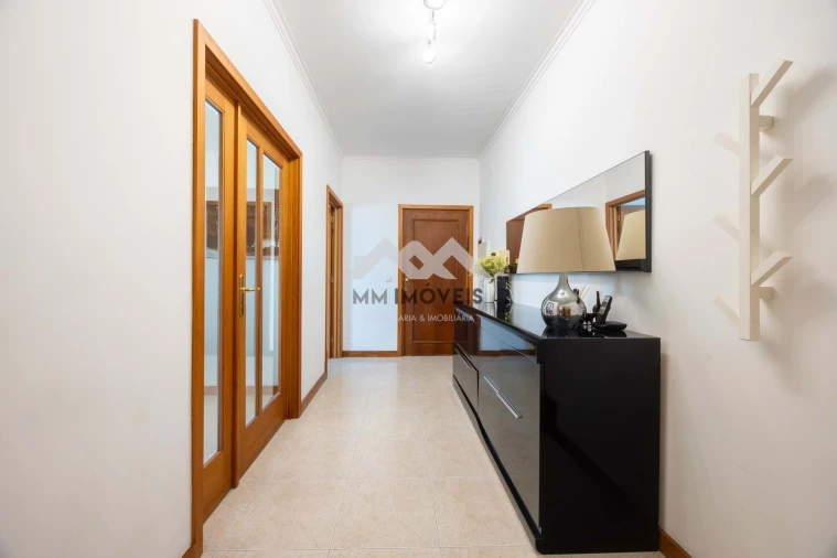 Apartamento T3 para Venda em Santa Marinha Foto 21