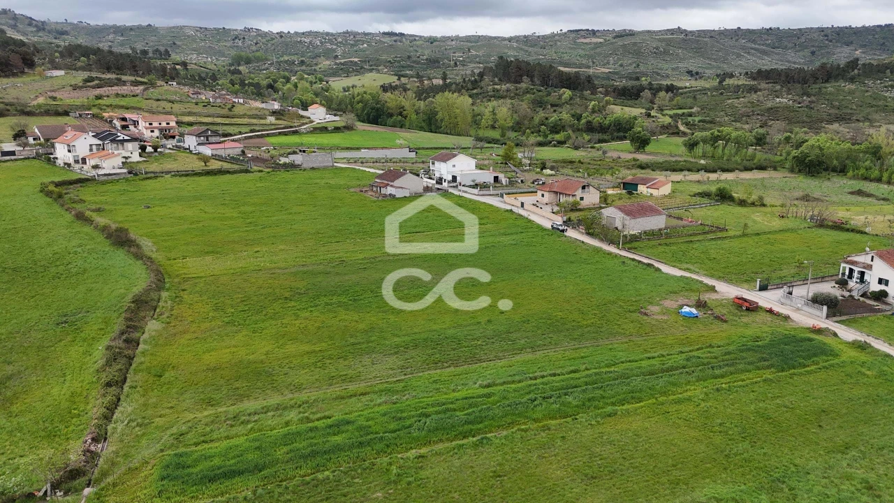 Terreno para Venda em Lama de Arcos Foto 9