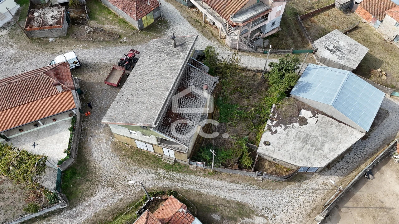 Moradia T3 para Venda em Nogueira da Montanha Foto 25