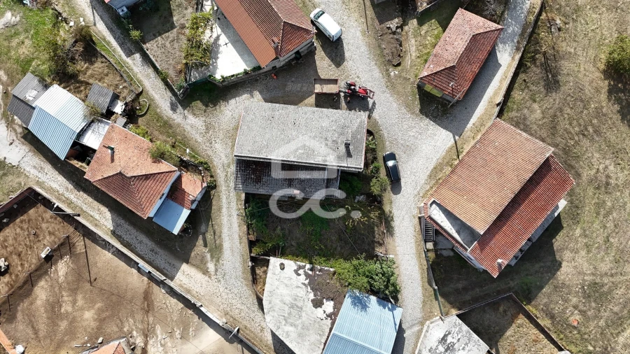 Moradia T3 para Venda em Nogueira da Montanha Foto 36