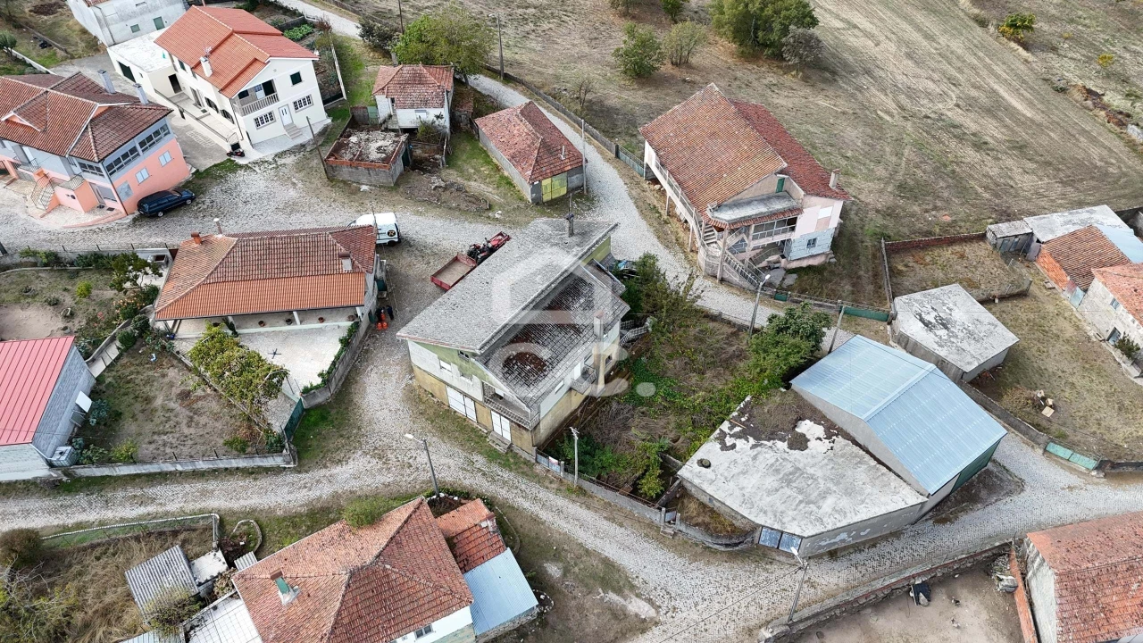 Moradia T3 para Venda em Nogueira da Montanha Foto 23