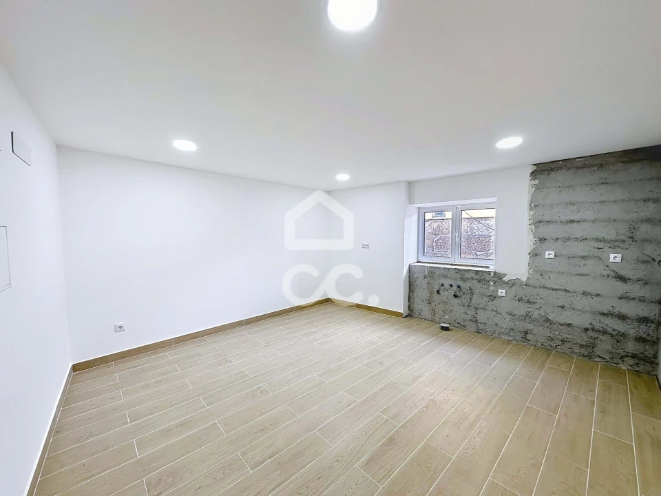 Moradia T3 para Venda em Vale de Anta Foto 11