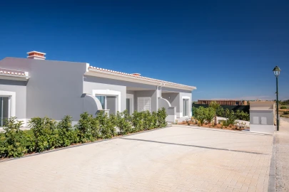 Moradia T2 para Venda em Lagos (São Sebastião e Santa Maria)