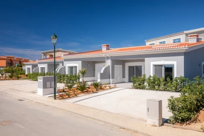 Moradia T2 para Venda em Lagos (São Sebastião e Santa Maria)