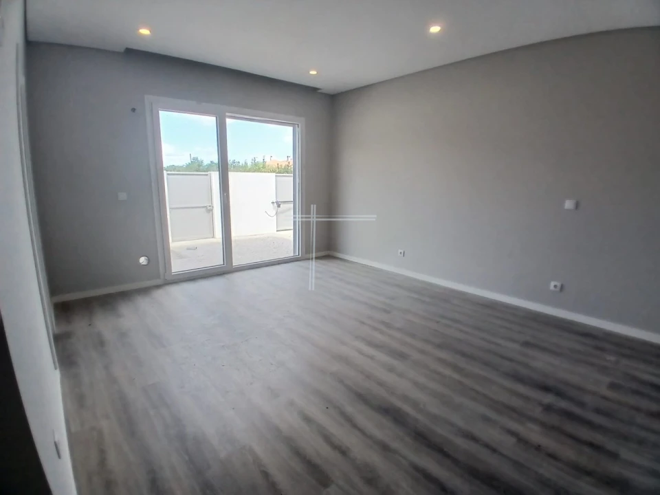 Moradia T4 para Venda em Azeitão (São Lourenço e São Simão) Foto 17