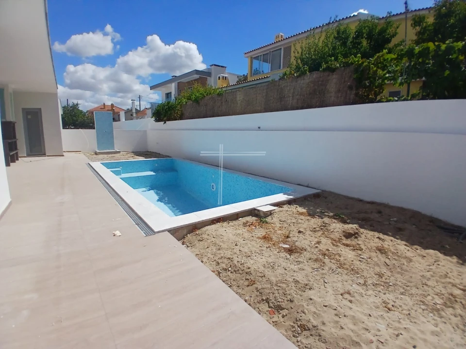 Moradia T4 para Venda em Azeitão (São Lourenço e São Simão) Foto 26