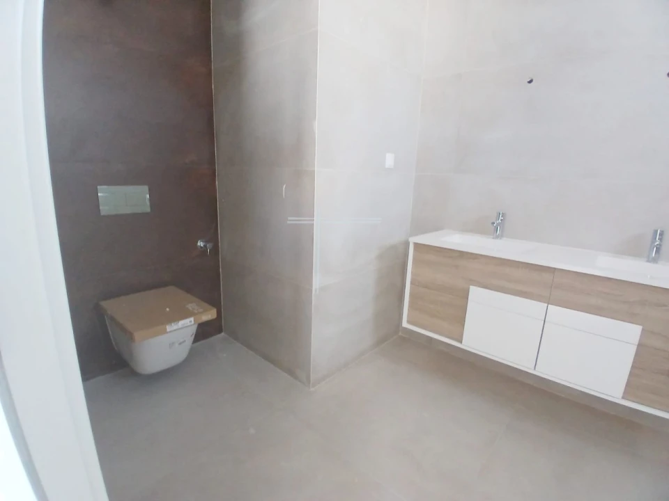 Moradia T4 para Venda em Azeitão (São Lourenço e São Simão) Foto 10