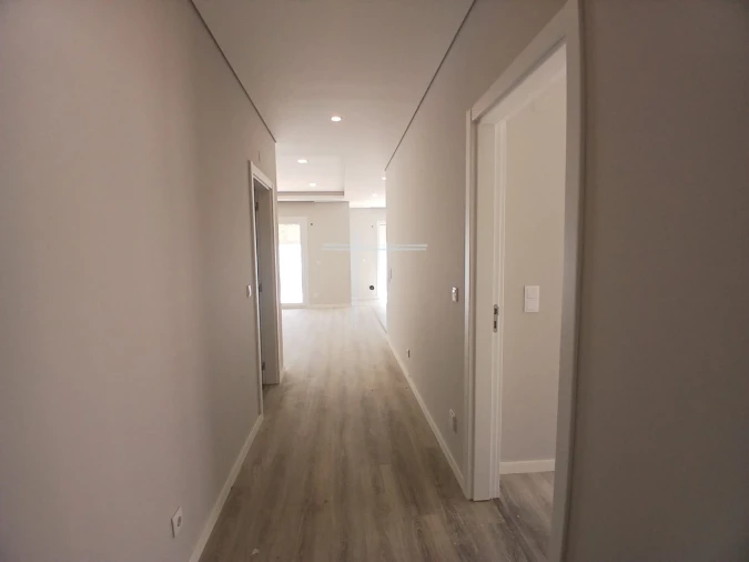 Moradia T4 para Venda em Azeitão (São Lourenço e São Simão) Foto 9