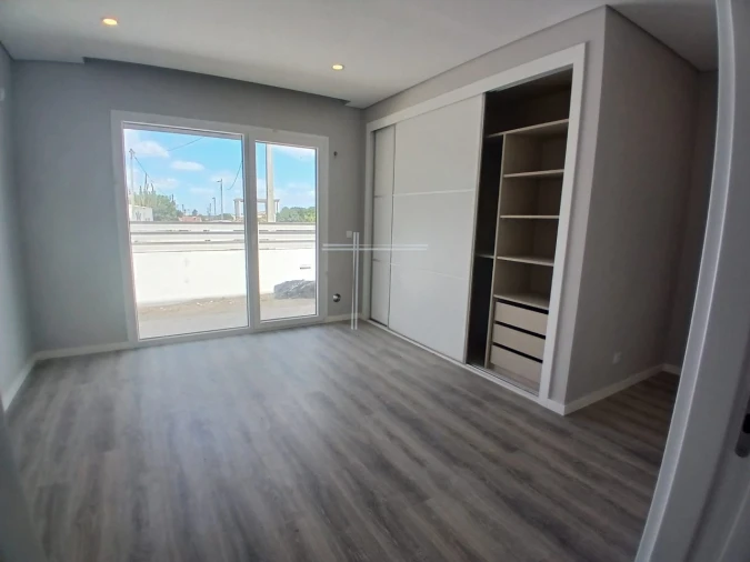 Moradia T4 para Venda em Azeitão (São Lourenço e São Simão) Foto 18