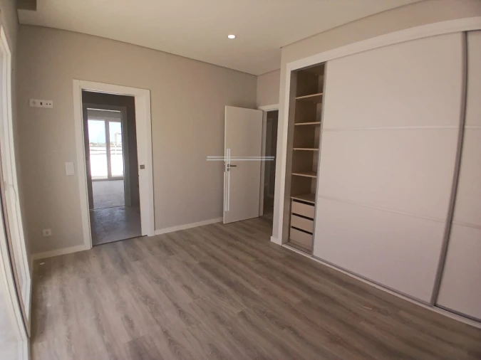 Moradia T4 para Venda em Azeitão (São Lourenço e São Simão) Foto 20