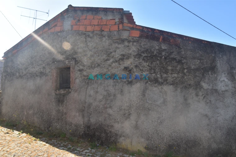 Moradia T1 para Venda em Aguda Foto 9