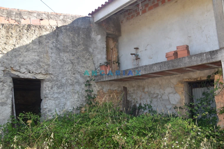 Moradia T1 para Venda em Aguda Foto 14