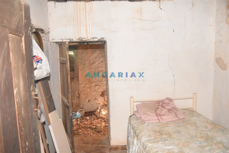 Moradia T1 para Venda em Aguda Foto 5