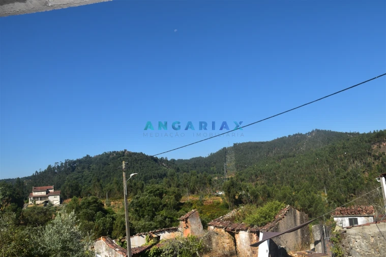 Moradia T1 para Venda em Aguda Foto 19