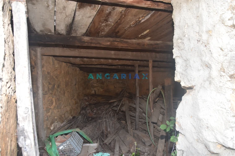 Moradia T1 para Venda em Aguda Foto 15