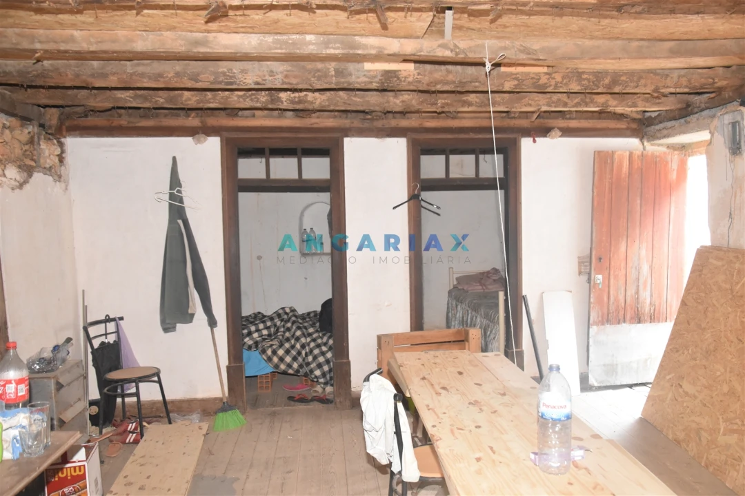 Moradia T1 para Venda em Aguda Foto 7