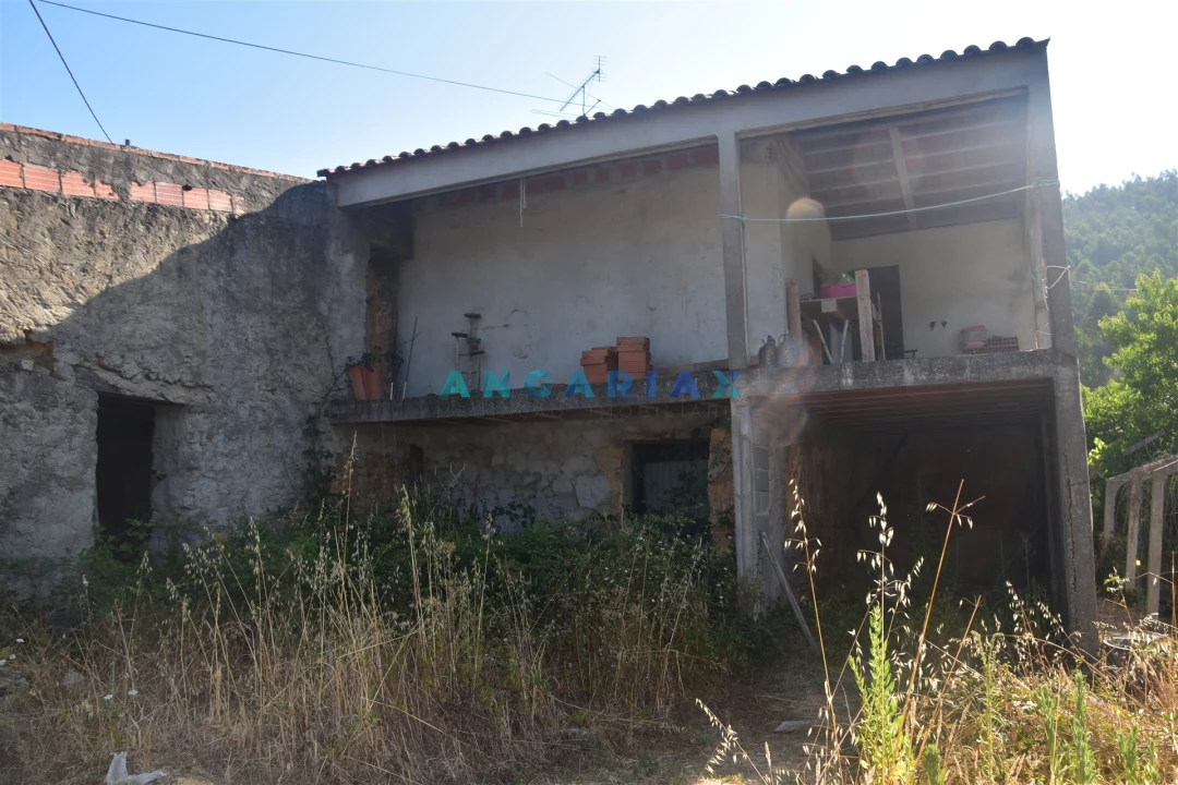 Moradia T1 para Venda em Aguda Foto 11