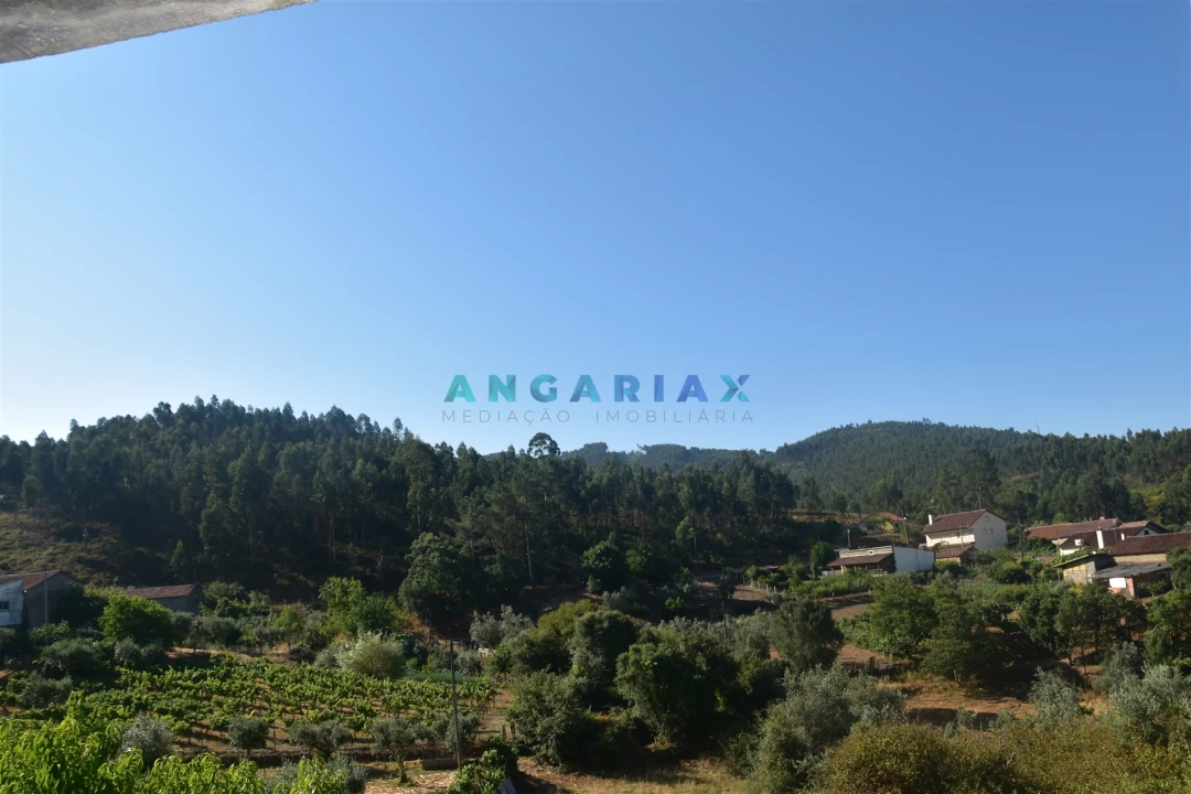 Moradia T1 para Venda em Aguda Foto 18