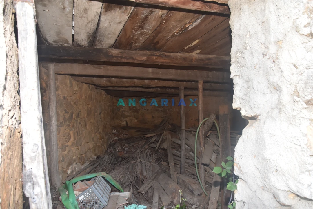 Moradia T1 para Venda em Aguda Foto 15