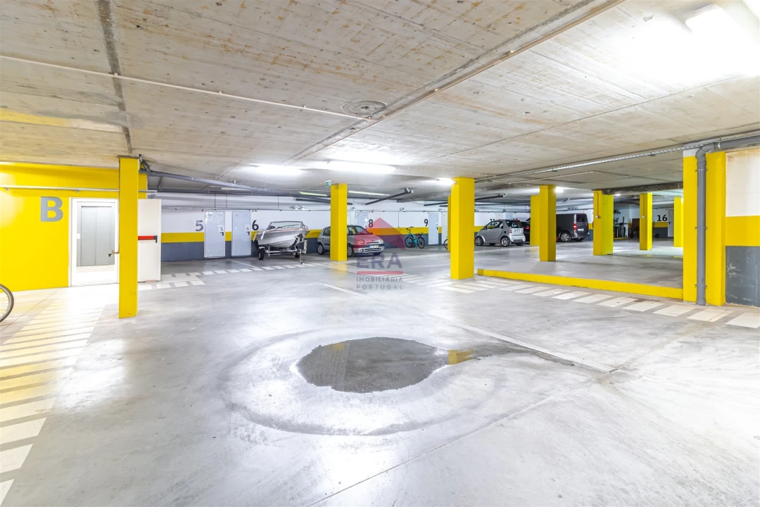 Apartamento T0 para Venda em Santa Luzia Foto 23