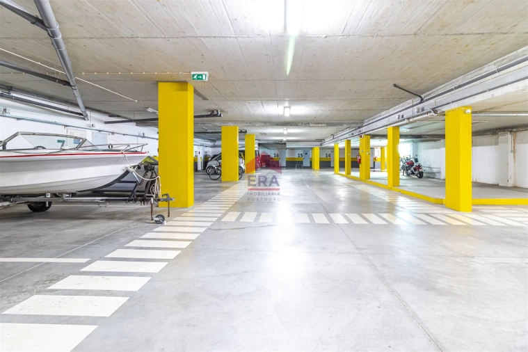 Apartamento T0 para Venda em Santa Luzia Foto 24