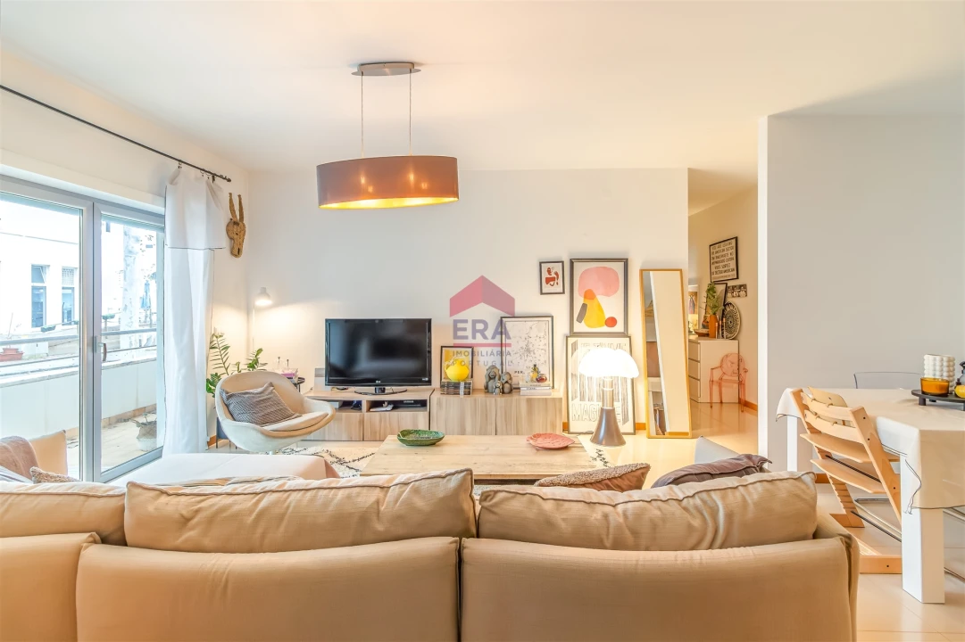 Apartamento T0 para Venda em Santa Luzia Foto 4