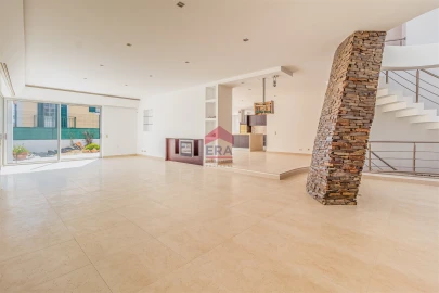 Moradia T5 para Venda em Tavira (Santa Maria e Santiago)