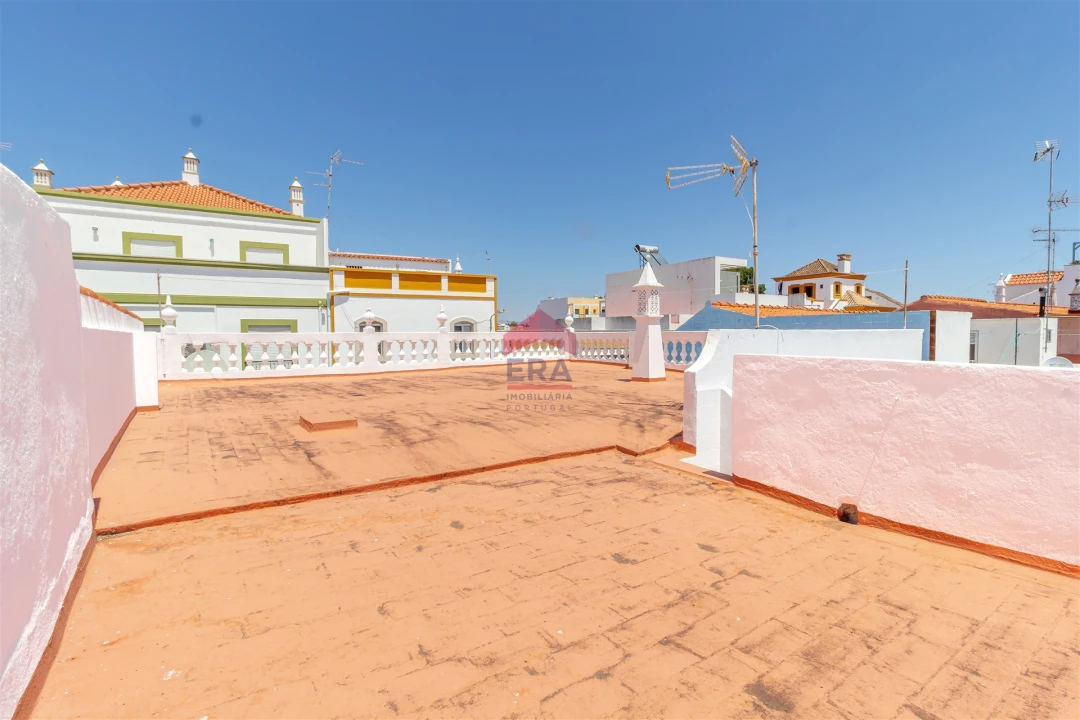 Moradia T3 para Venda em Santa Luzia Foto 28