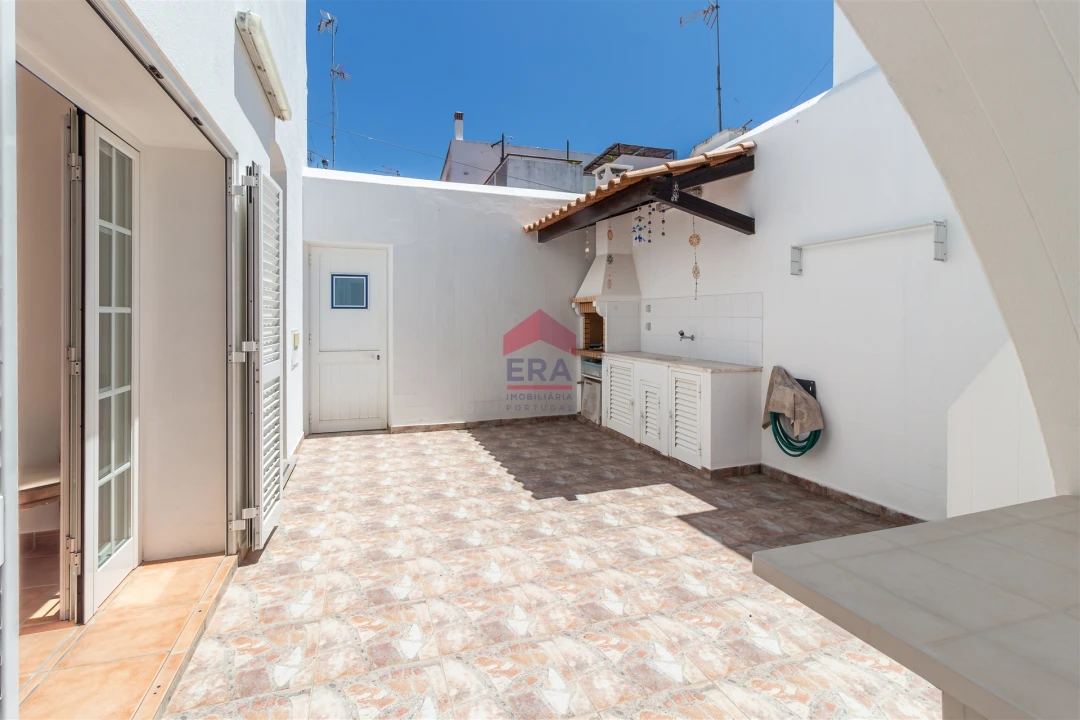 Moradia T3 para Venda em Santa Luzia Foto 18