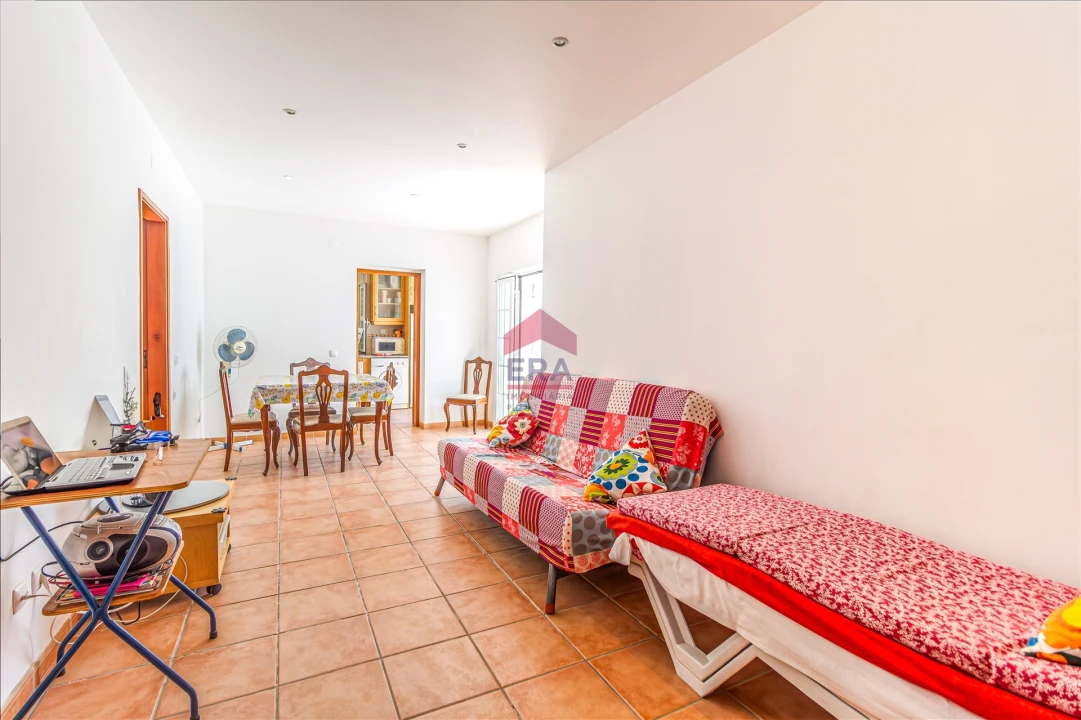 Moradia T3 para Venda em Santa Luzia Foto 4