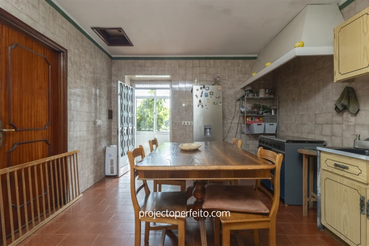 Moradia T10 para Venda em Lourosa Foto 5