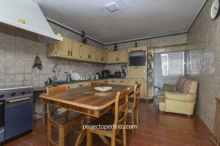 Moradia T10 para Venda em Lourosa Foto 4