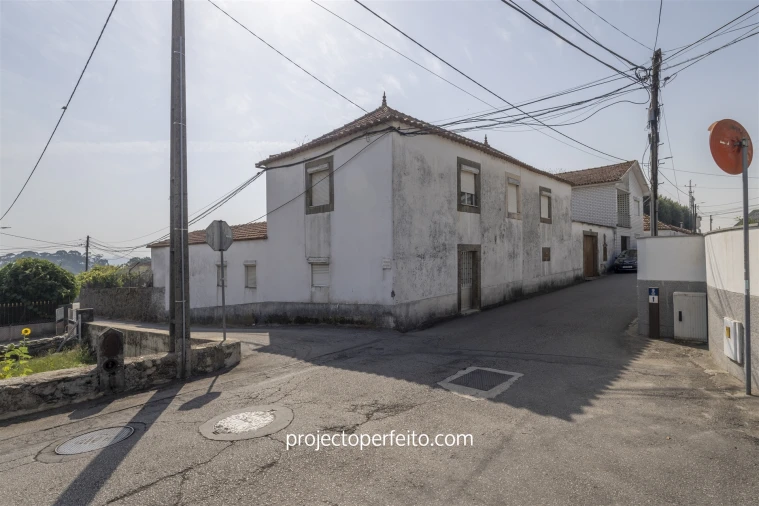 Moradia T10 para Venda em Lourosa