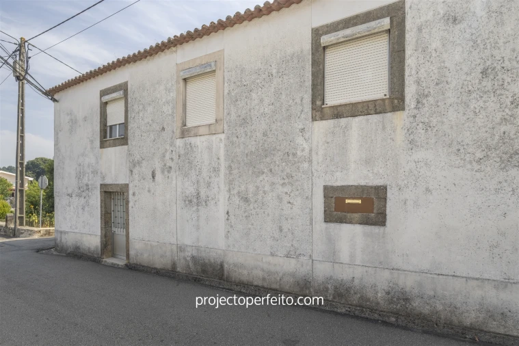 Moradia T10 para Venda em Lourosa Foto 13