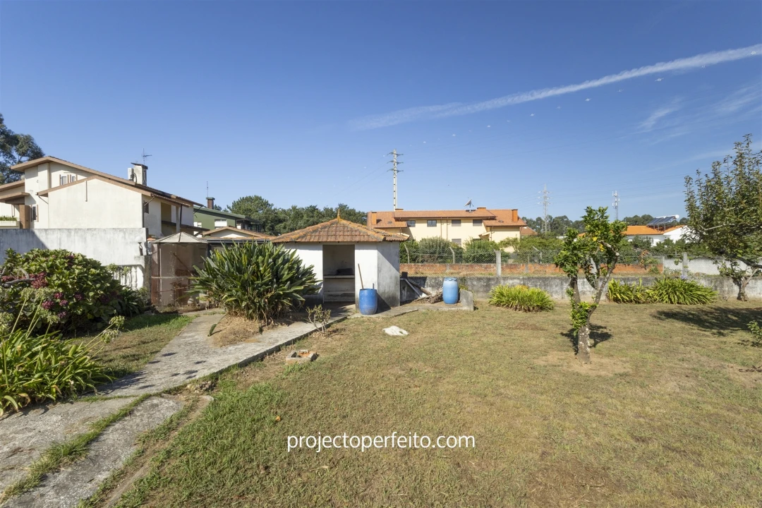 Moradia T4 para Venda em Nogueira da Regedoura Foto 28